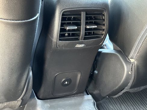 Used 2023 Ford Escape ST-Line Elite w/ Premium Technology Package AWD/4WD image 11