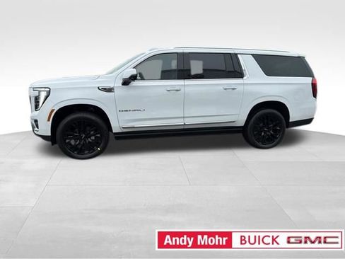 New 2026 GMC Yukon XL Denali w/ Sun & Power Step Package AWD/4WD image 7