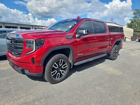 Used 2023 GMC Sierra 1500 AT4 w/ AT4 Preferred Package AWD/4WD image 1