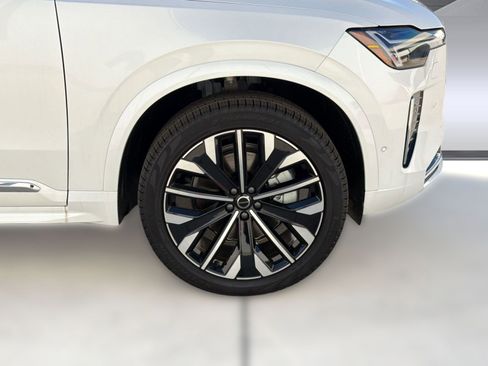 New 2026 Volvo XC90 B6 Ultra w/ Protection Package AWD/4WD image 11