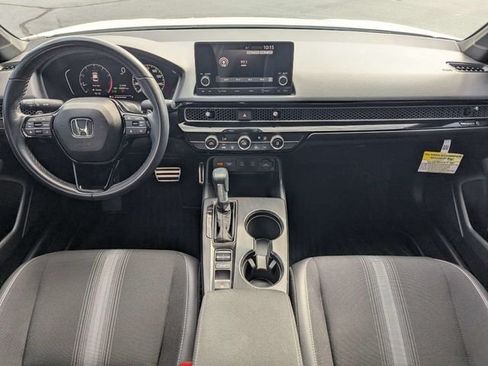 Used 2025 Honda Civic Sport image 13