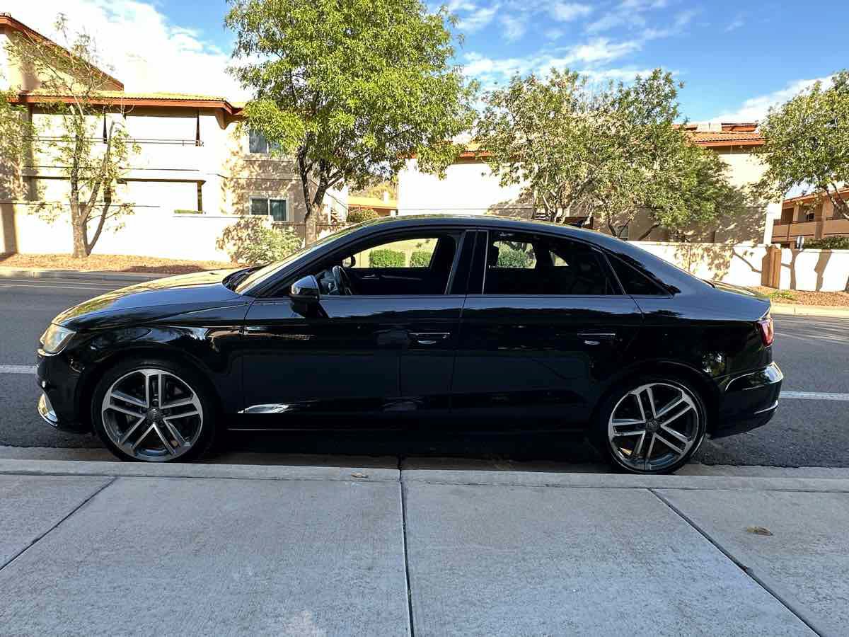 Used 2017 Audi A3 2.0T Premium w/ Convenience Package FWD image 5