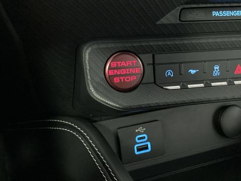 Used 2025 Ford Mustang Premium RWD image 22