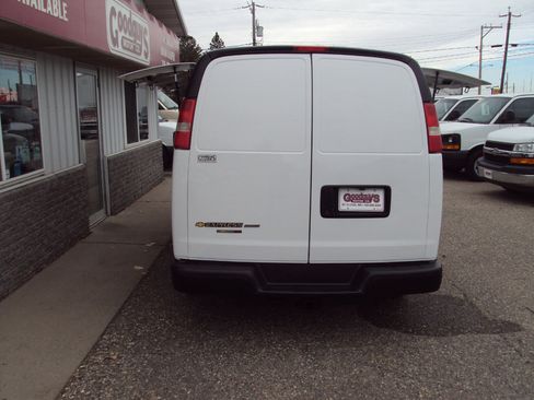 Used 2014 Chevrolet Express 1500 AWD image 5