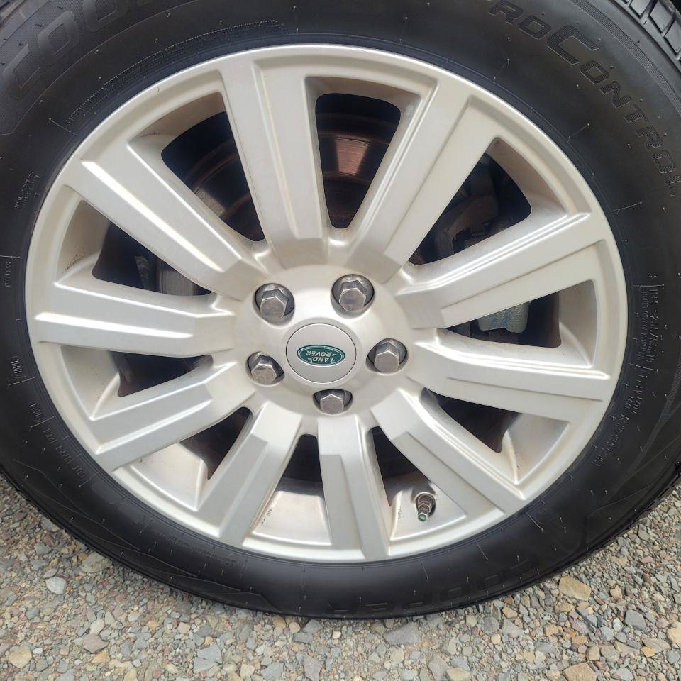 Used 2013 Land Rover LR4 HSE w/ HSE Pkg AWD/4WD image 49
