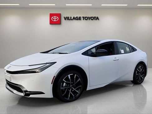 New 2026 Toyota Prius Plug-In Hybrid FWD image 1