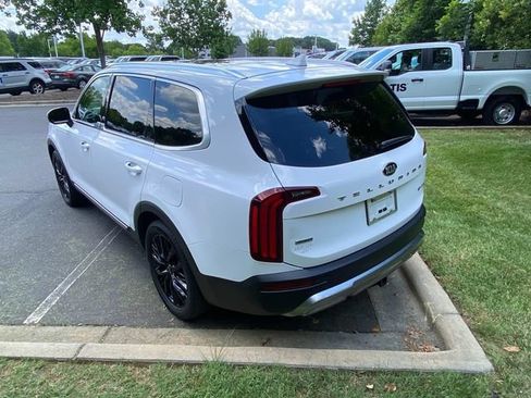 Used 2021 Kia Telluride SX w/ SX Prestige Package AWD/4WD image 32