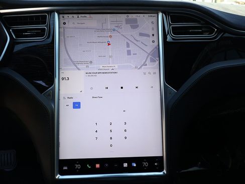 Used 2017 Tesla Model S 100D image 44