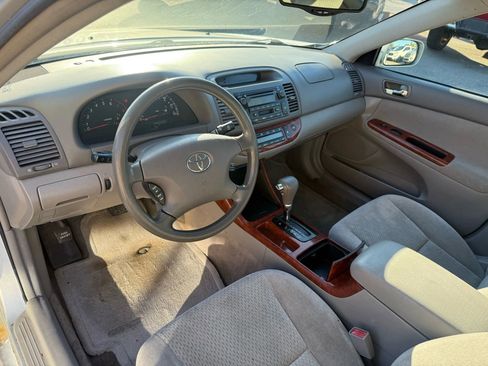 Used 2002 Toyota Camry SE image 16