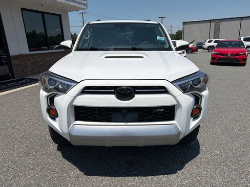 Used 2023 Toyota 4Runner TRD Off-Road Premium w/ Off Road Premium Plus Package AWD/4WD image 11