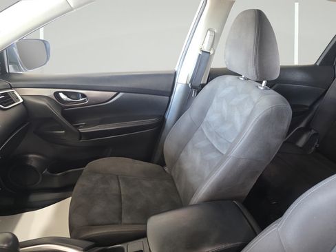 Used 2015 Nissan Rogue S AWD/4WD image 21