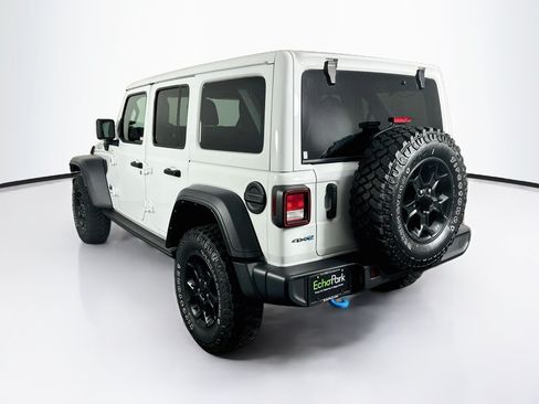 Used 2023 Jeep Wrangler Unlimited w/ Cold Weather Group AWD/4WD image 5