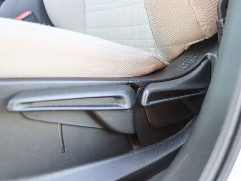 Certified 2023 Honda HR-V LX image 22