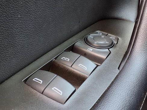 Used 2023 Chevrolet Blazer LT image 16