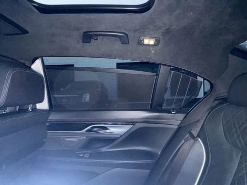 Used 2017 BMW 750i 750i Sedan 4D image 47