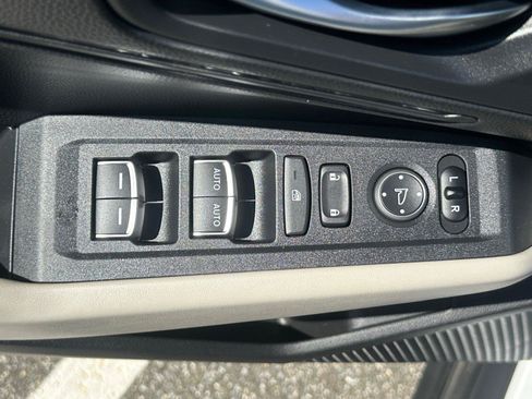 Certified 2024 Honda Accord LX image 15