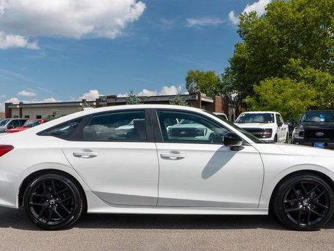 Used 2024 Honda Civic Sport image 5