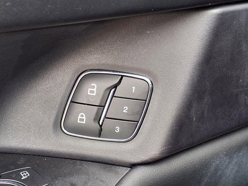 Used 2021 Ford Expedition Max Platinum AWD/4WD image 15