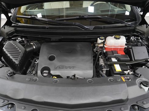 Used 2024 Buick Enclave Avenir image 33