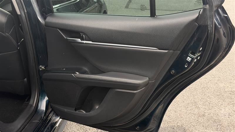 Used 2019 Toyota Camry XSE FWD image 39