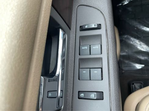 Used 2012 Ford F150 Lariat w/ Lariat Chrome Pkg image 20