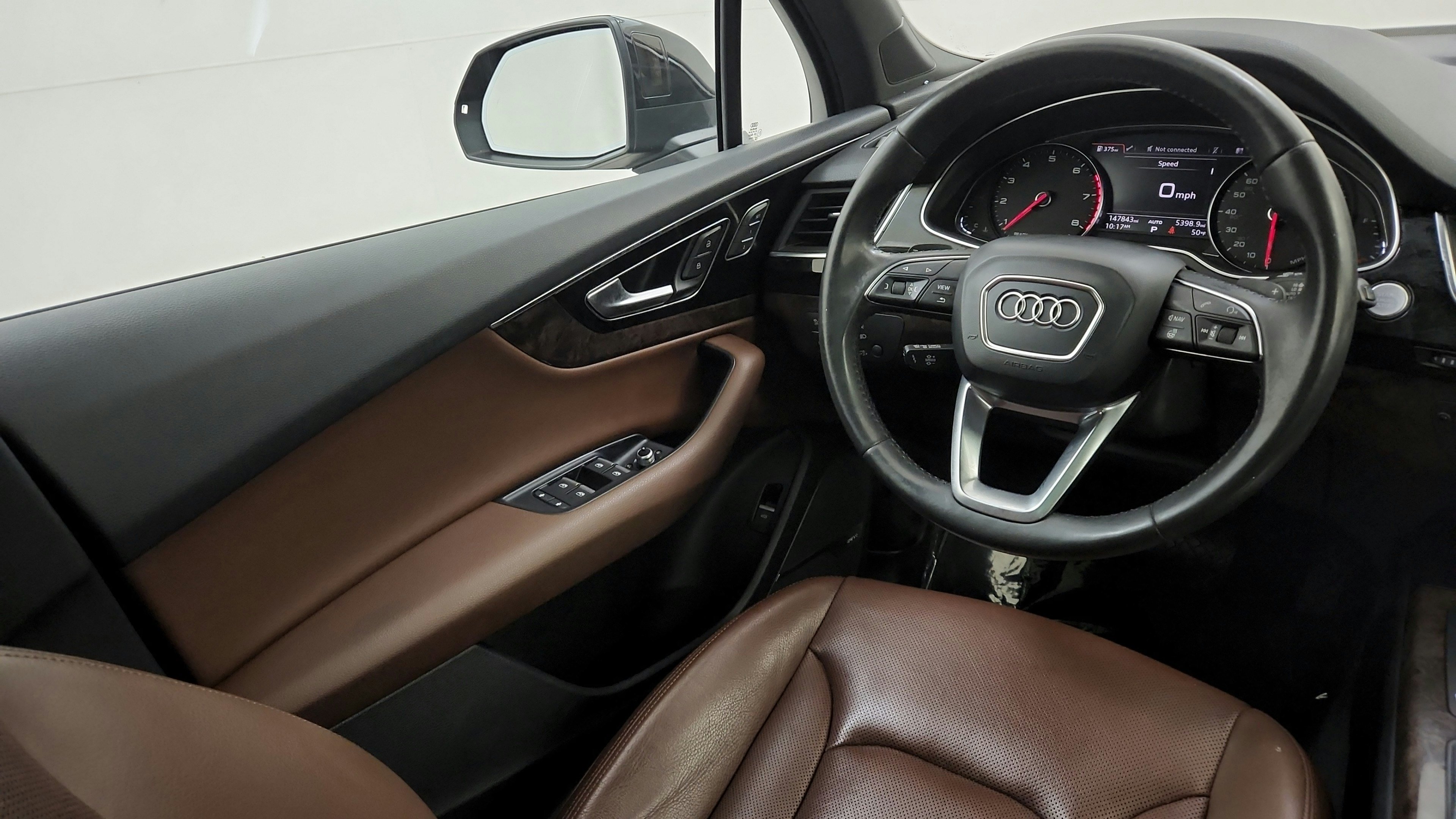 Used 2018 Audi Q7 3.0T Premium Plus AWD/4WD image 25