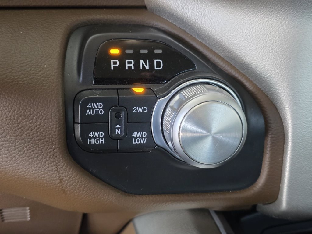 Used 2019 RAM 1500 Laramie AWD/4WD image 27