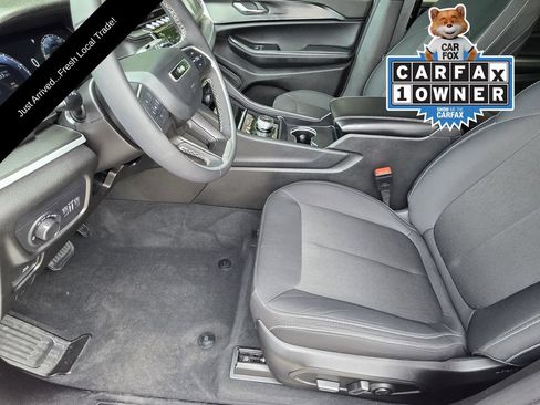 Used 2025 Jeep Grand Cherokee L Laredo w/ Luxury Tech Group I AWD/4WD image 7