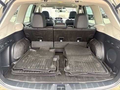 Used 2023 Subaru Forester Limited AWD/4WD image 14