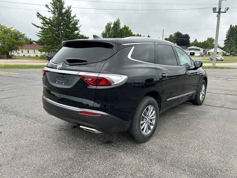 Used 2023 Buick Enclave Essence AWD/4WD image 5