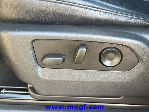 Used 2023 GMC Sierra 1500 Elevation w/ X31 Off-Road Package image 19