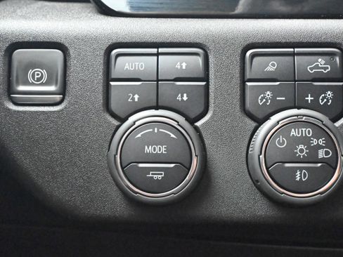 Used 2025 Chevrolet Silverado 1500 RST w/ Convenience Package II image 19