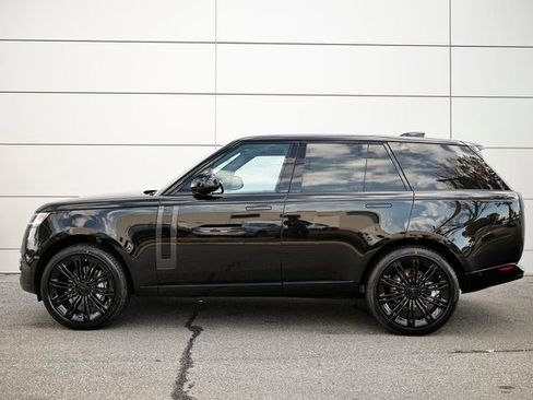 New 2026 Land Rover Range Rover SE image 5