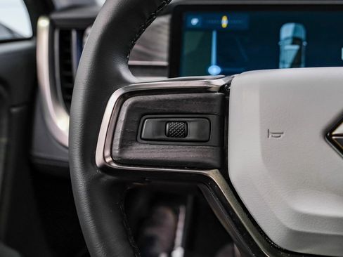 Used 2023 Rivian R1S Adventure image 16