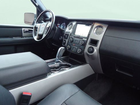 Used 2017 Ford Expedition EL Limited w/ Equipment Group 301A image 30