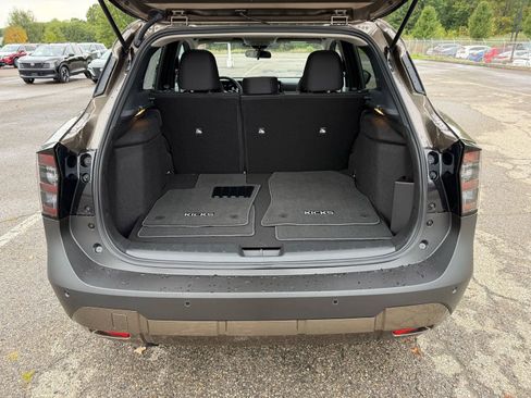 New 2026 Nissan Kicks SV w/ SV Premium Package AWD/4WD image 33
