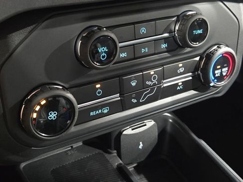 New 2025 Ford Bronco 4-Door image 27