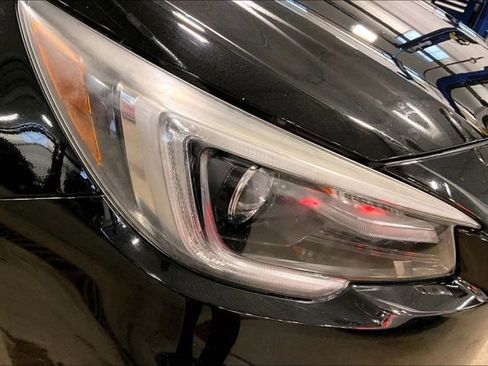 Used 2018 Subaru Outback 2.5i Touring image 28