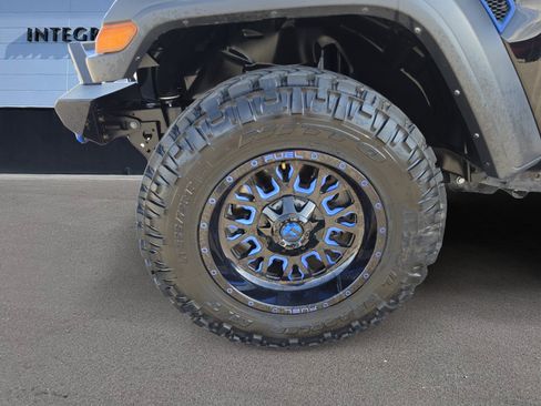 Used 2023 Jeep Wrangler Unlimited Sport AWD/4WD image 23