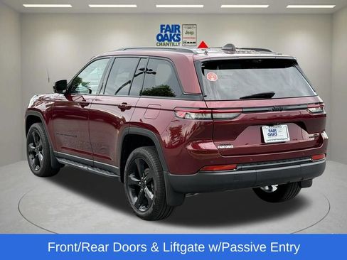 Used 2024 Jeep Grand Cherokee Limited w/ Luxury Tech Group II AWD/4WD image 10