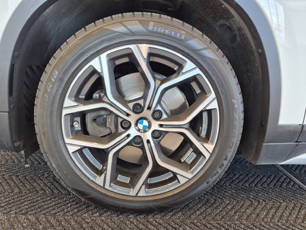 Used 2020 BMW X1 xDrive28i AWD/4WD image 12