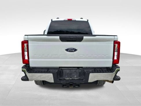 Certified 2025 Ford F250 XLT AWD/4WD image 15