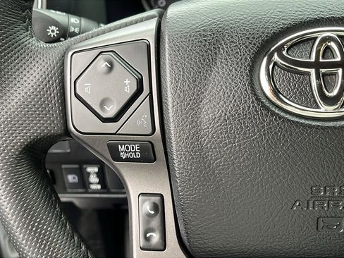 Used 2023 Toyota Tacoma TRD Off-Road image 13