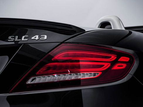 Used 2020 Mercedes-Benz SLC 43 AMG image 15