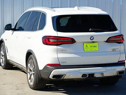 Used 2022 BMW X5 xDrive45e image 55