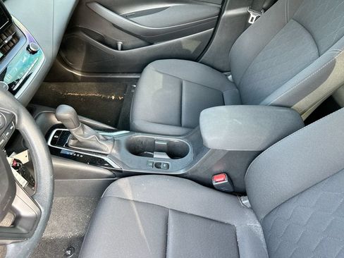 Used 2023 Toyota Corolla LE FWD image 27