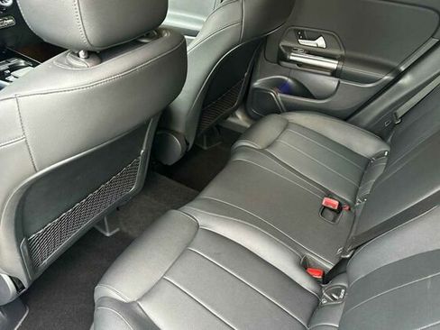 Used 2023 Mercedes-Benz GLA 250 4MATIC image 14