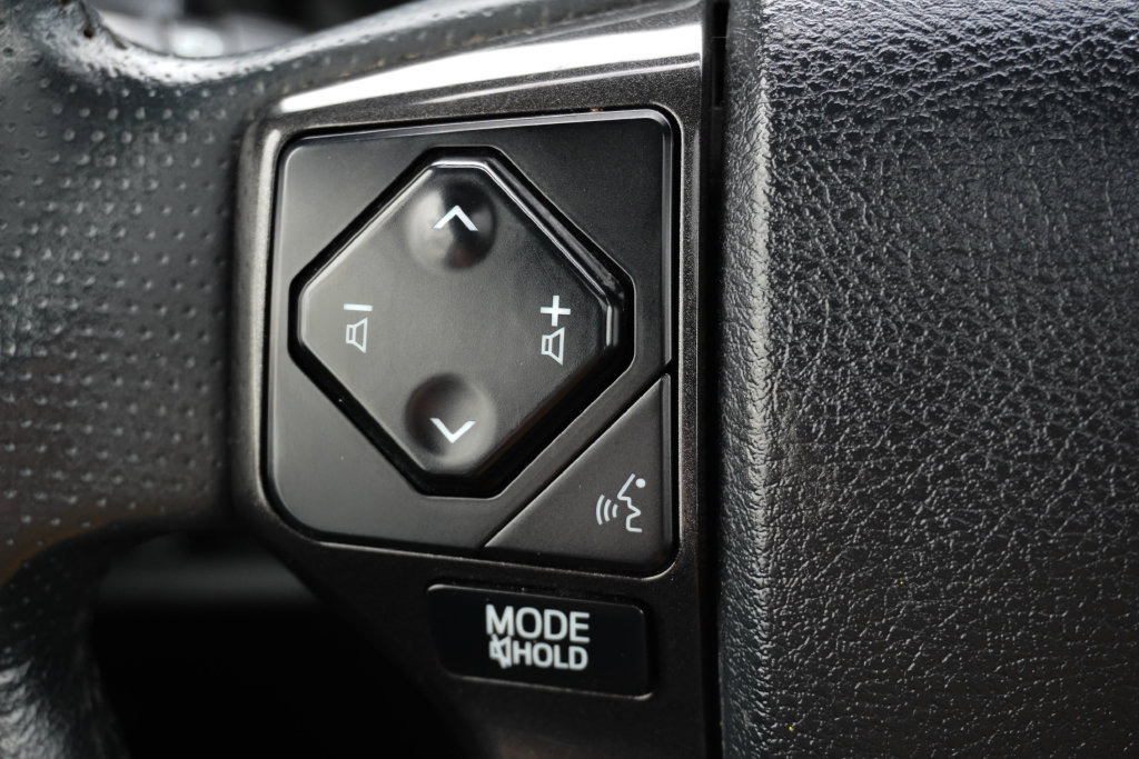 Used 2021 Toyota 4Runner Venture w/ Moonroof Package AWD/4WD image 32