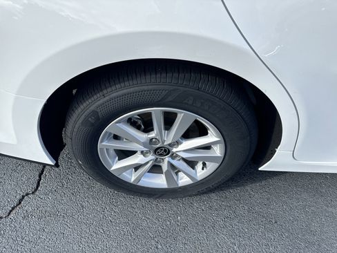 New 2025 Toyota Camry LE w/ Convenience Package image 11