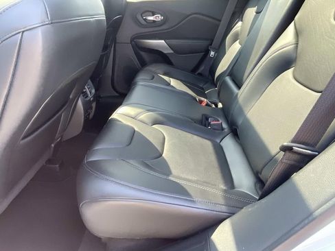 Used 2020 Jeep Cherokee High Altitude AWD/4WD image 13